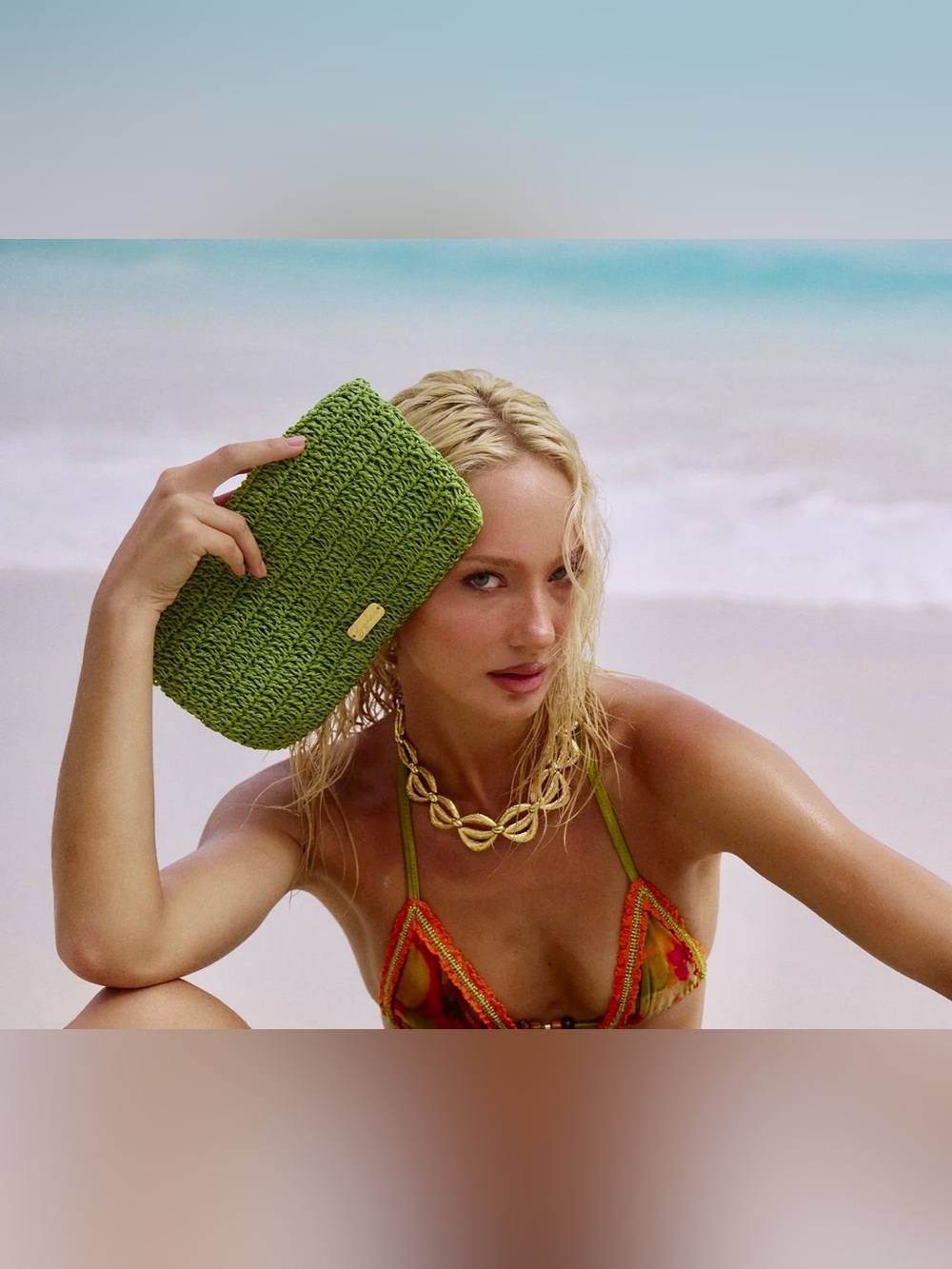 Bydee hand-crocheted pouch IN SEAFOAM Green